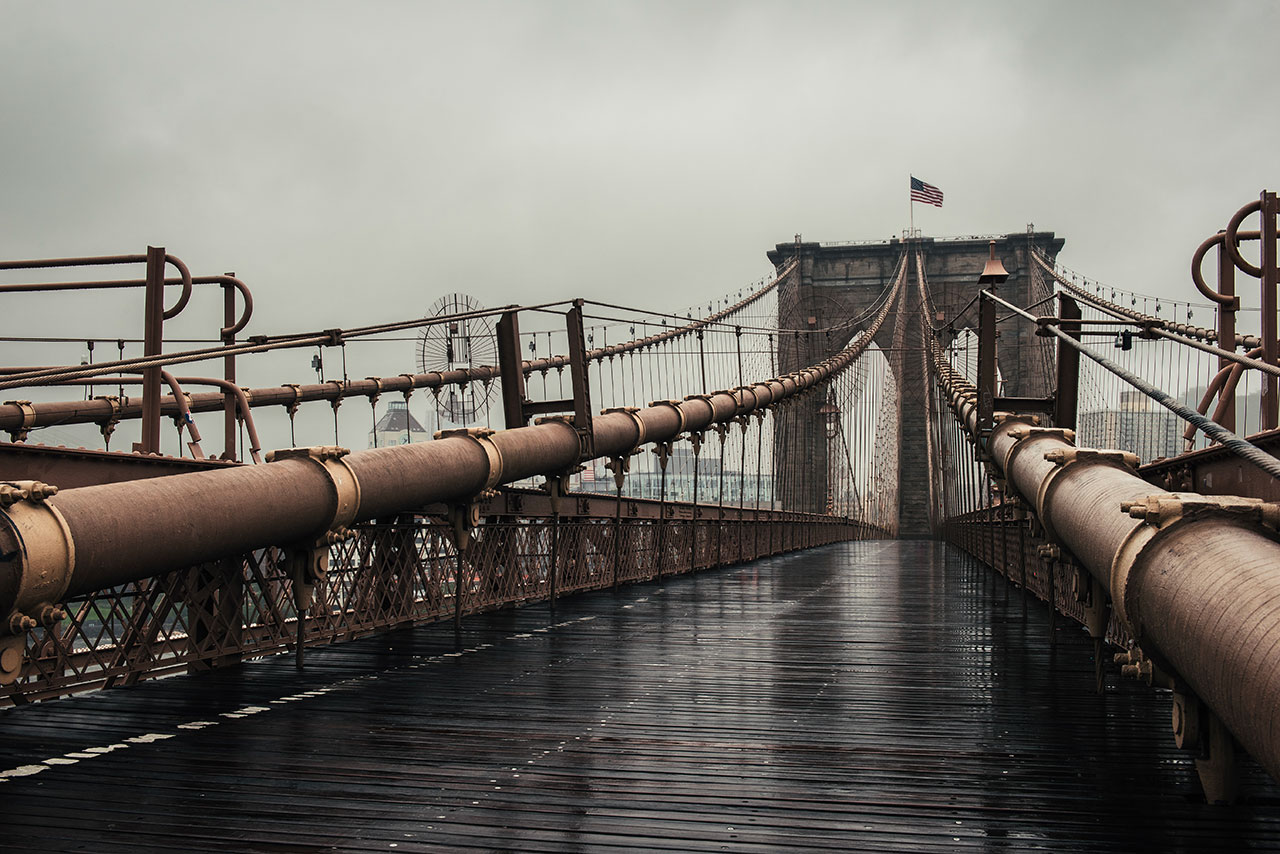 El Puente de Brooklyn: un icono de innovación y patrimonio